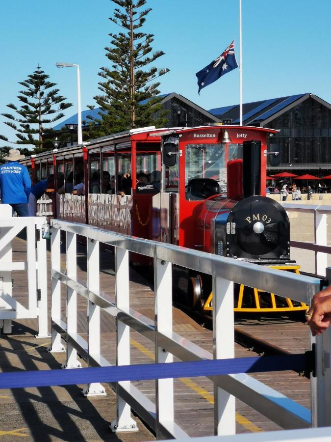 Busselton Jetty Chalets Hotel Luaran gambar